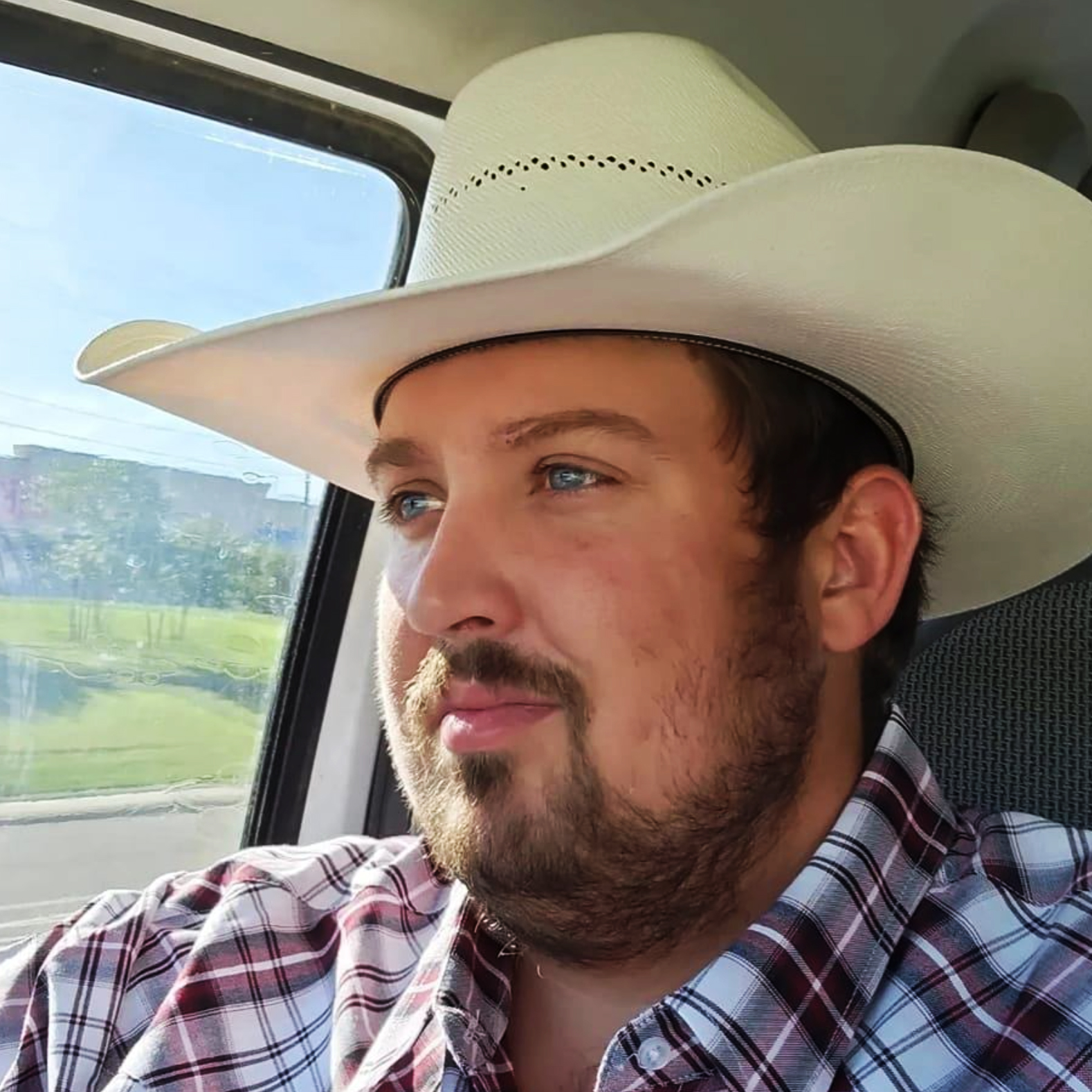 DC Caliche Logo in White and Black